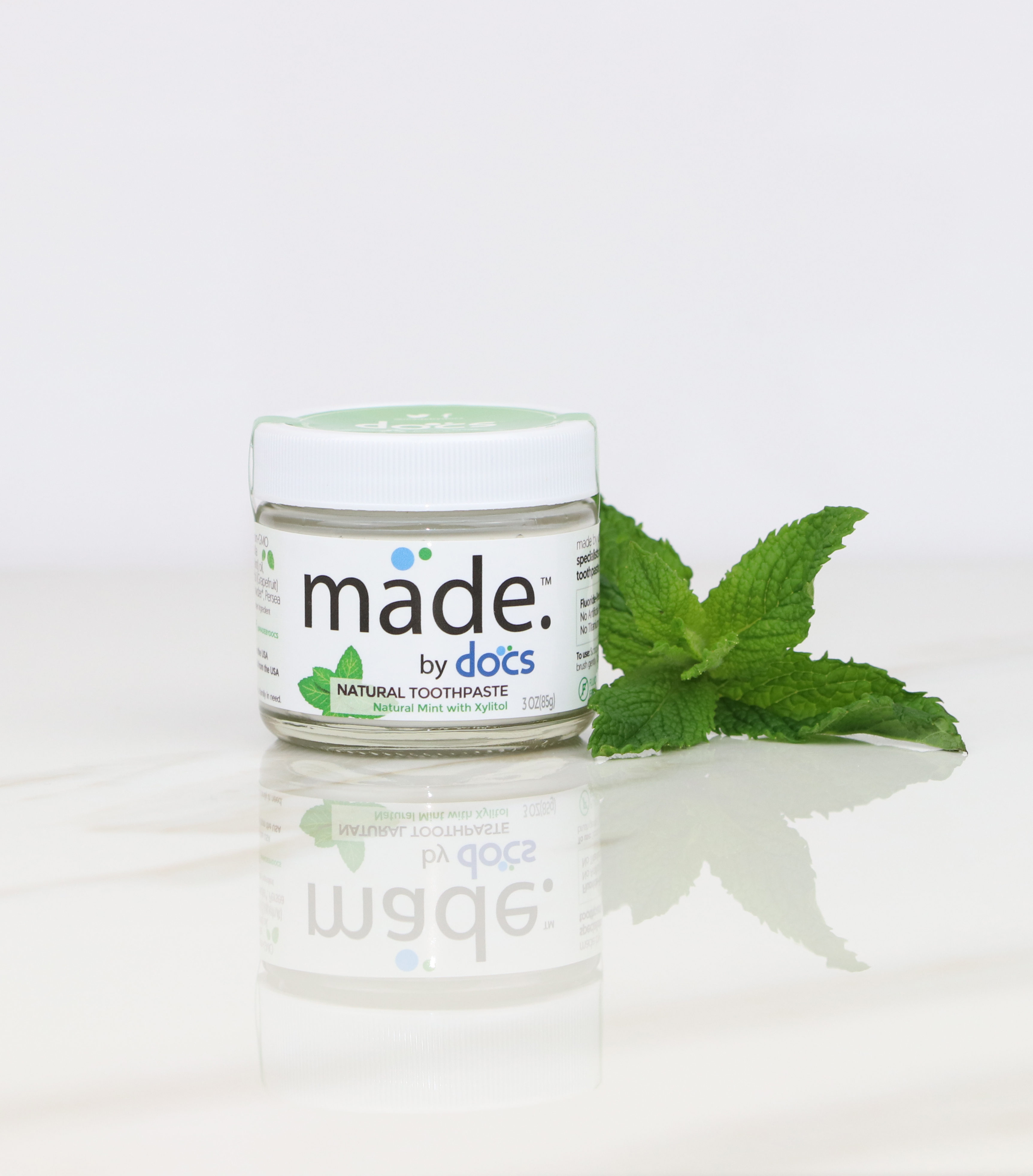 natural mint toothpaste